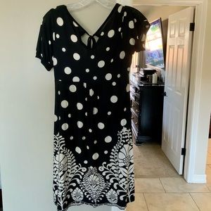 Cute black and white dress from Forever 21